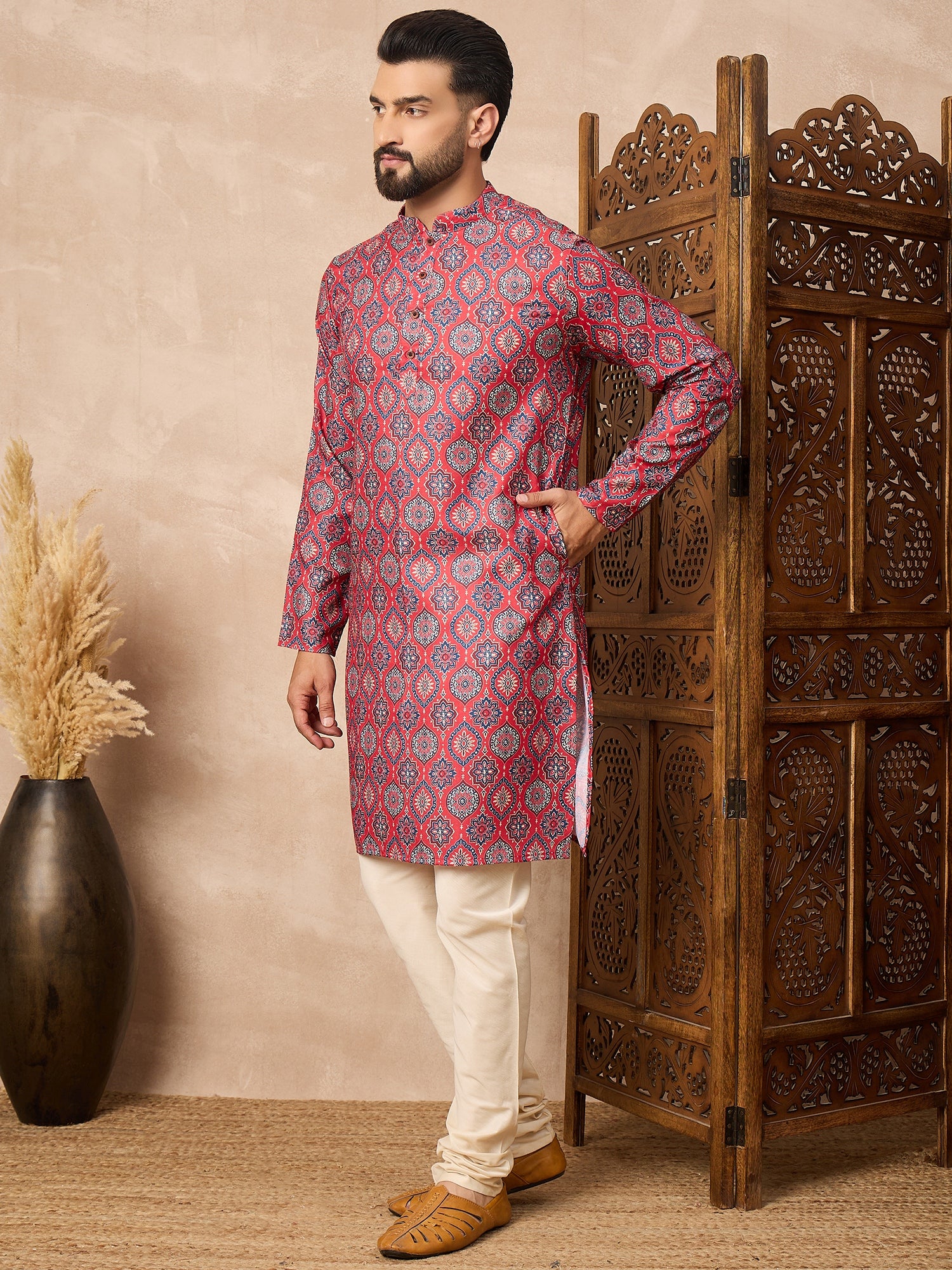 Prakatha Red Floral Printed Cotton Blend Kurta Pyjama Set